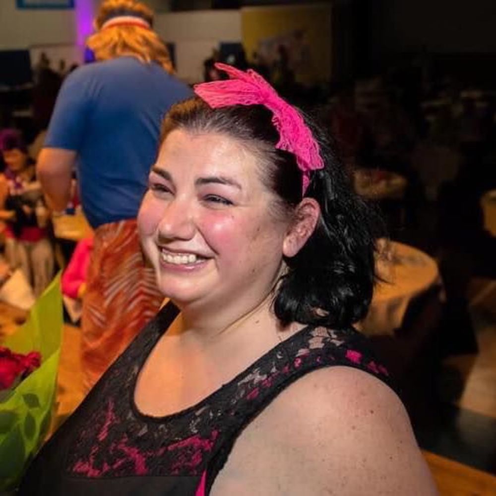 Meet your Posher, Aris